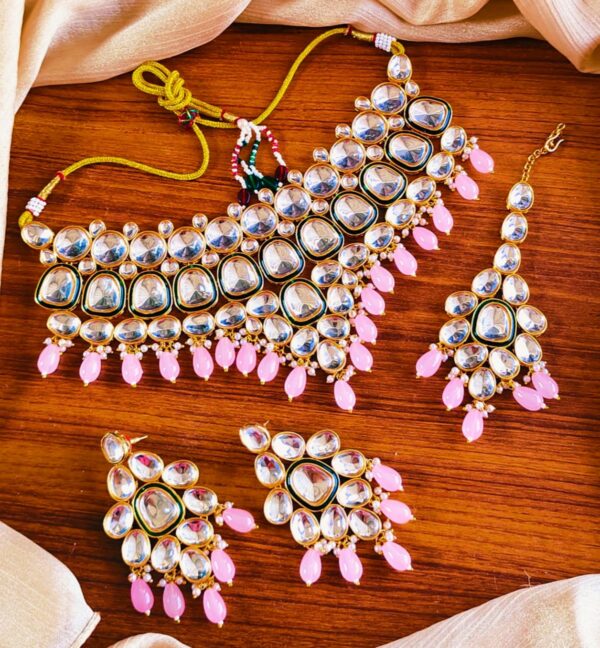 Indian Dabbi Kundan Necklace