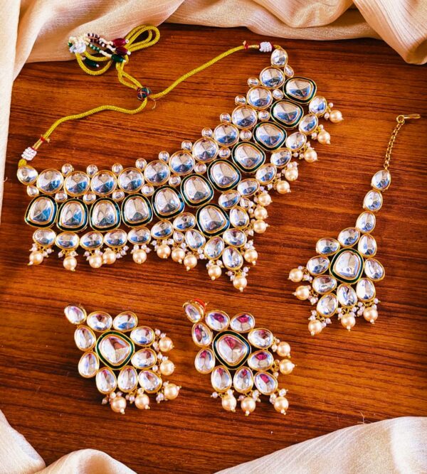 Indian Dabbi Kundan Necklace